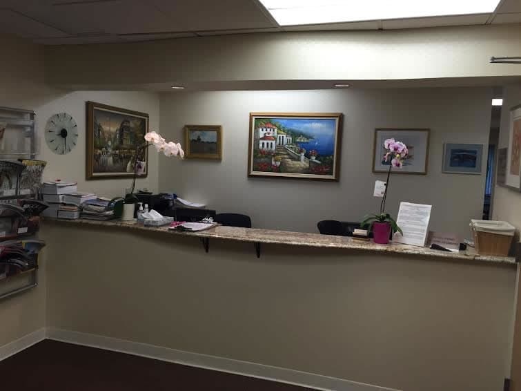 Michael Setzen Otolaryngology, PC great neck, manhattan: reception desk